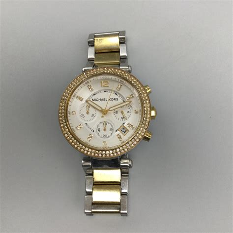 bei michael kors uhren datum einstellen|Michael Kors watch date adjustment.